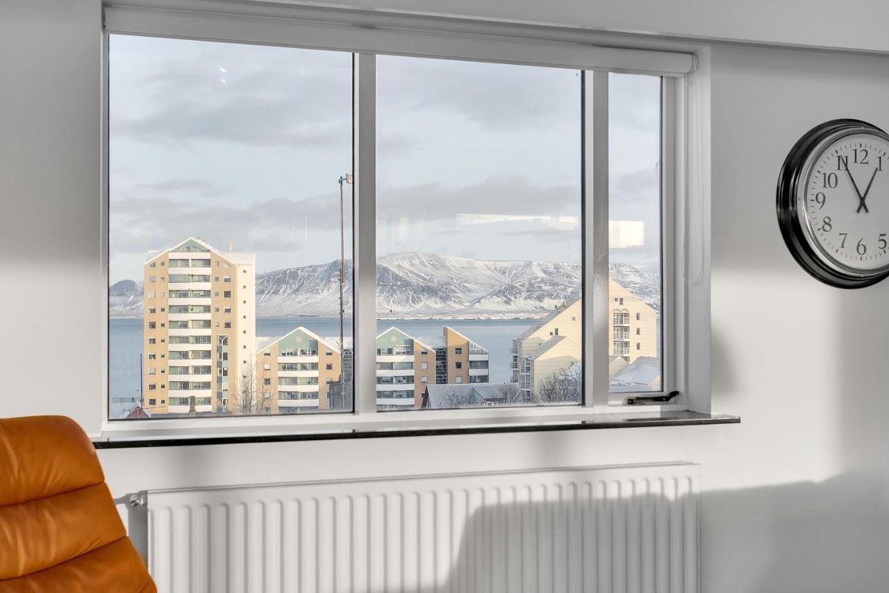 Penthouse Apt On The Shopping Street-Free Parking Reikiavik Exterior foto