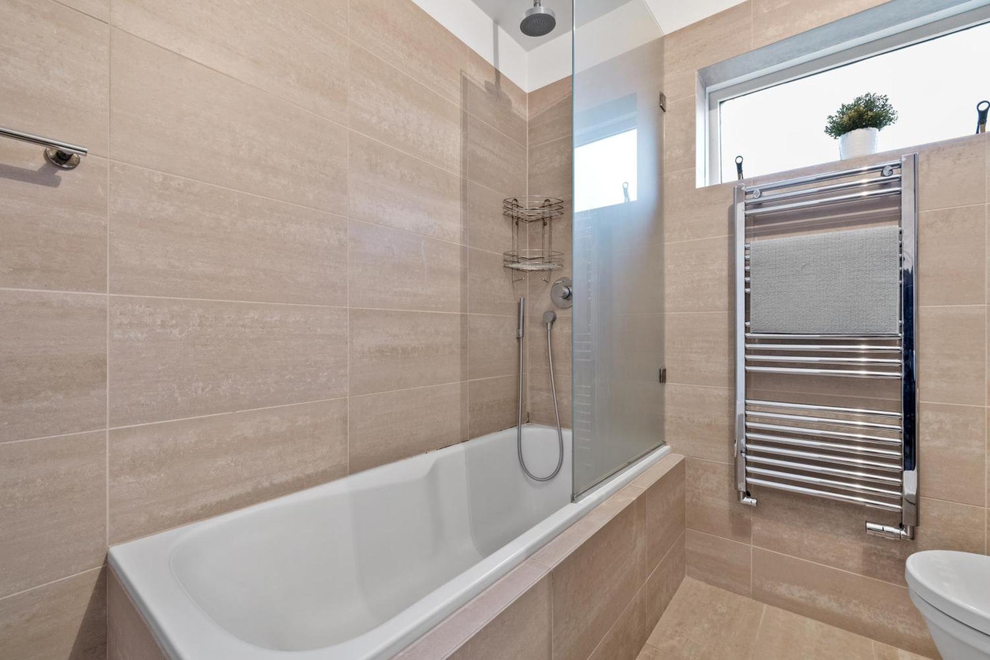 Penthouse Apt On The Shopping Street-Free Parking Reikiavik Exterior foto